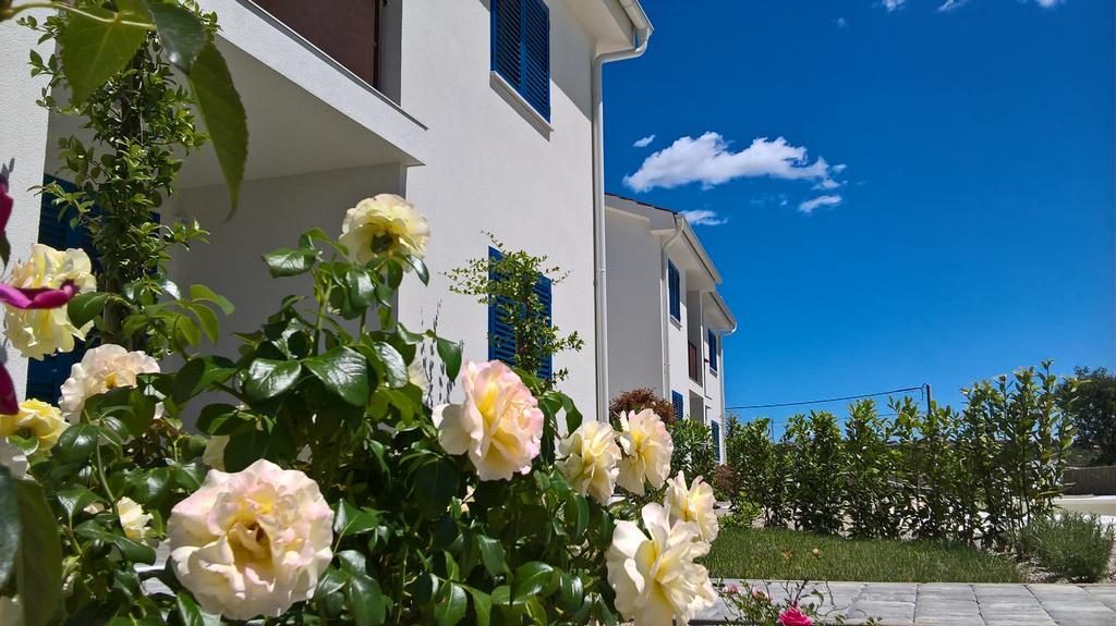 Wabi Sabi Resort & Apartments Brzac Dış mekan fotoğraf
